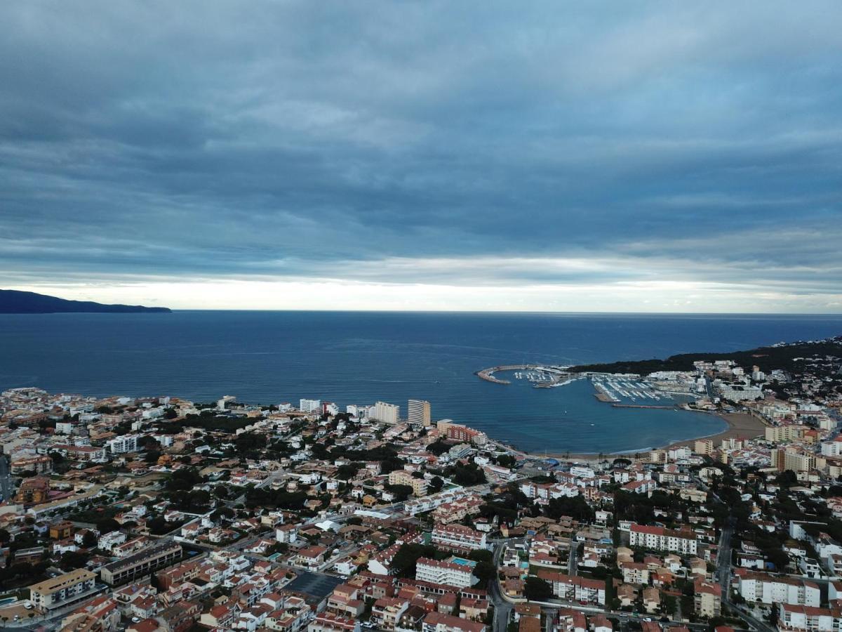 Apartament Centre Platja L' Escala Ngoại thất bức ảnh